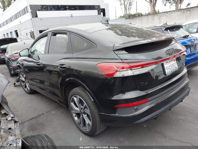 Vin: wa122bfz0pp060490, lot: 45995919, audi q4 sportback e-tron premium 50 quattro 20233
