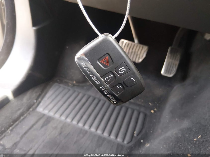 2018 Land Rover Range Rover Velar P250 Se R-Dynamic VIN: SALYL2RXXJA775447 Lot: 45497745