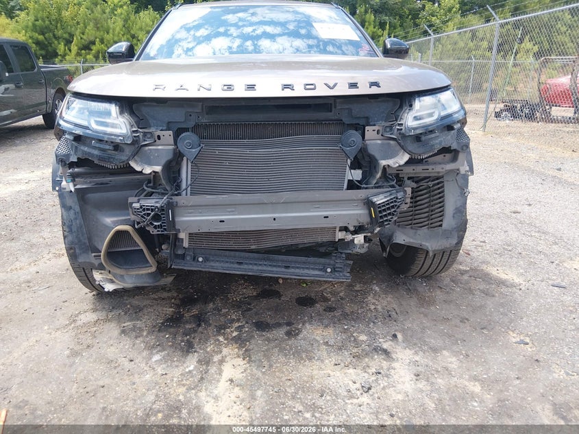 2018 Land Rover Range Rover Velar P250 Se R-Dynamic VIN: SALYL2RXXJA775447 Lot: 45497745