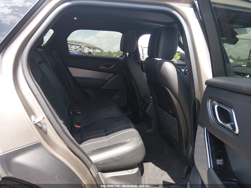 2018 Land Rover Range Rover Velar P250 Se R-Dynamic VIN: SALYL2RXXJA775447 Lot: 45497745