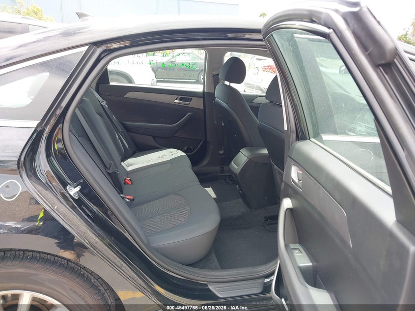 2019 HYUNDAI SONATA auction photo 8