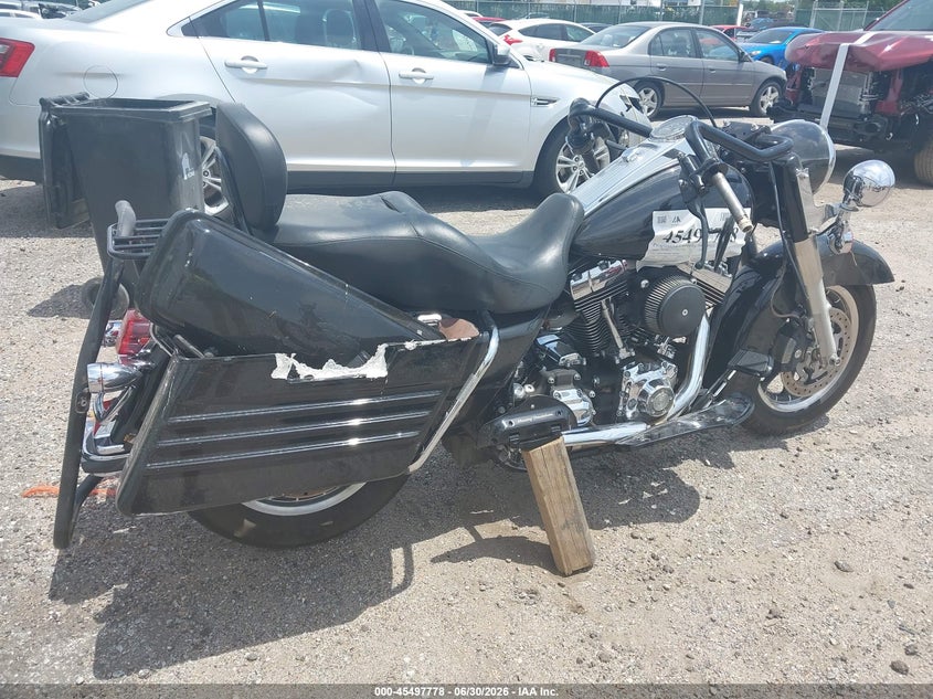 HARLEY-DAVIDSON FLHP 2008
