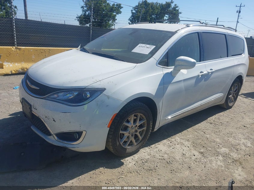 Vin: 2c4rc1bgxlr268577, lot: 45996001, chrysler pacifica touring l 20202