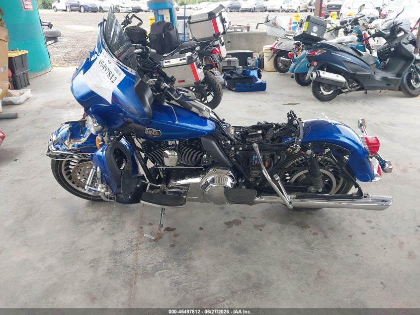 2010 Harley-Davidson Flhtcu VIN: 1HD1FC418AB641523 Lot: 45497812
