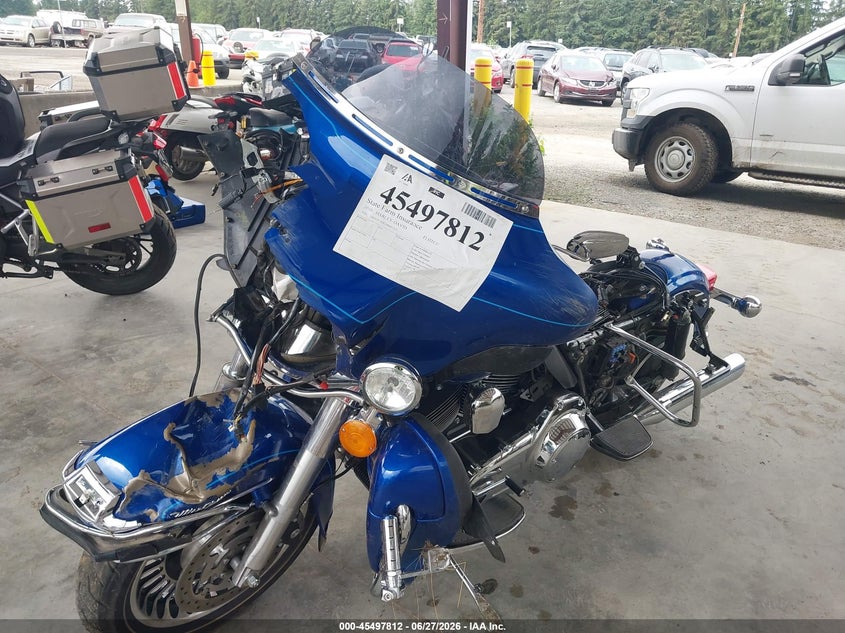 HARLEY-DAVIDSON FLHTCU 2010