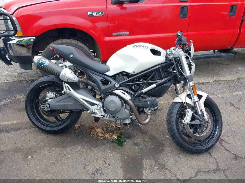 2009 Ducati Monster 696 VIN: ZDM1RADN79B001156 Lot: 45497848