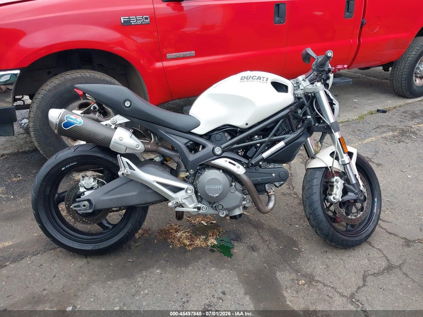 2009 DUCATI MONSTER MOTO 2
