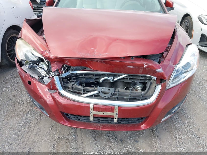 2013 Volvo C70 T5 VIN: YV1672MCXDJ144087 Lot: 45497874