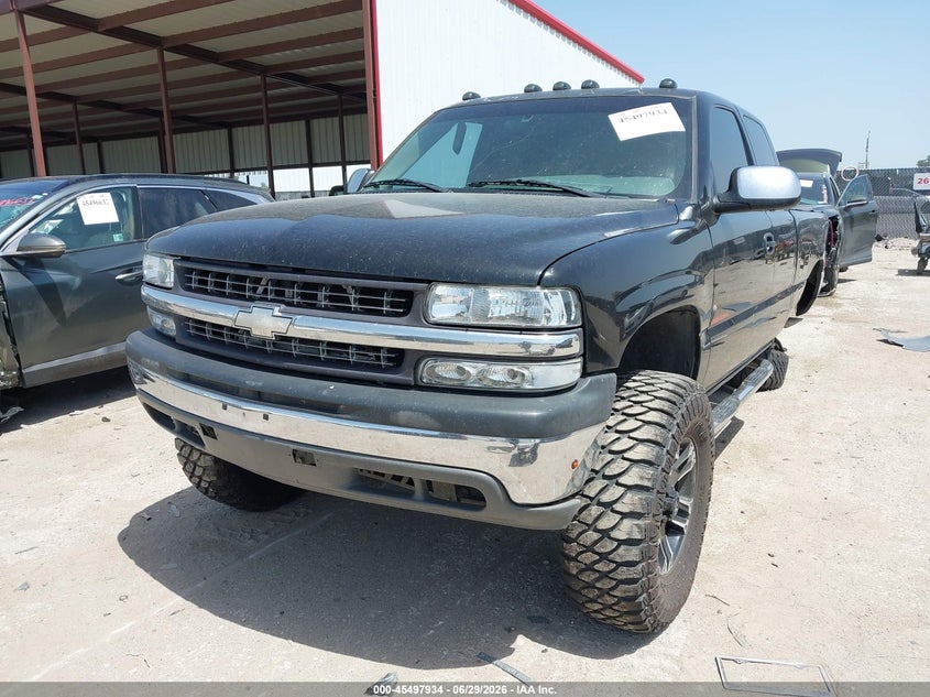2000 CHEVROLET SILVERADO 1500 auction photo 2
