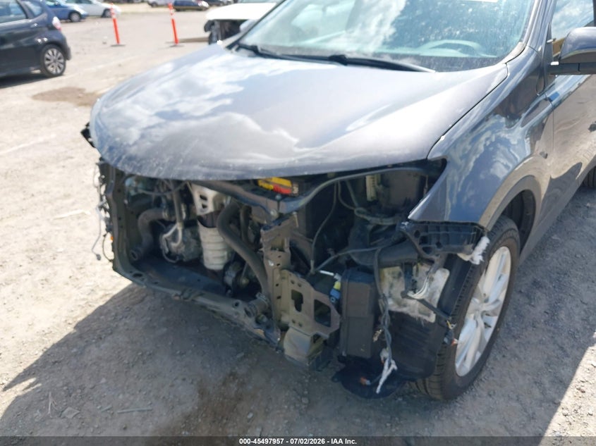 2015 TOYOTA RAV4 auction photo 6