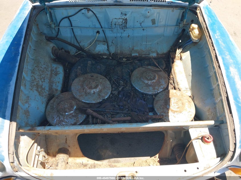 AtlanticExpress - Volkswagen Squareback Sedan