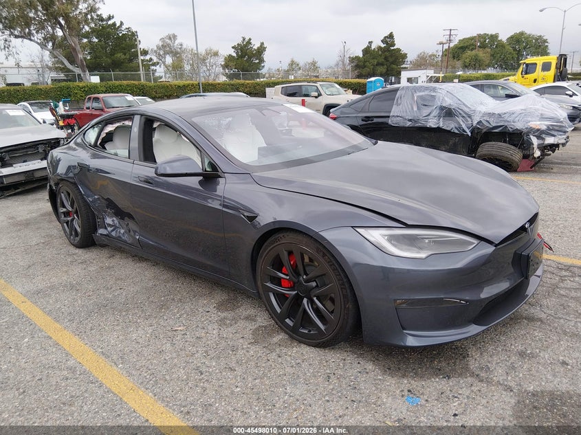 Vin: 5yjsa1e66pf522037, lot: 45996208, tesla model s plaid tri motor all-wheel drive 2023 img_1