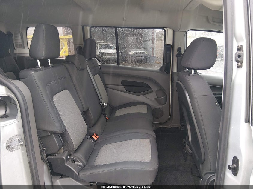 2019 FORD TRANSIT CONNECT auction photo 8