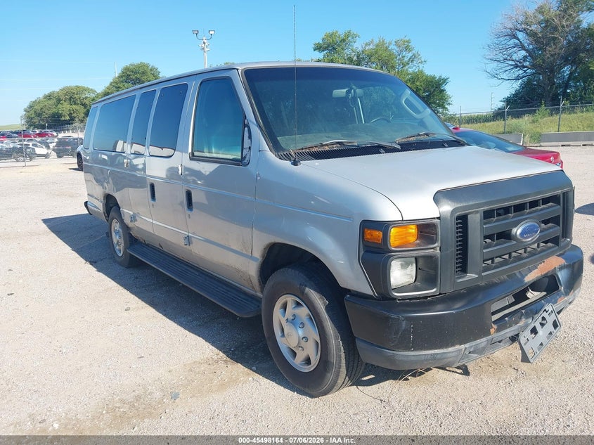 2011 FORD E-350 SUPER DUTY XL/XLT