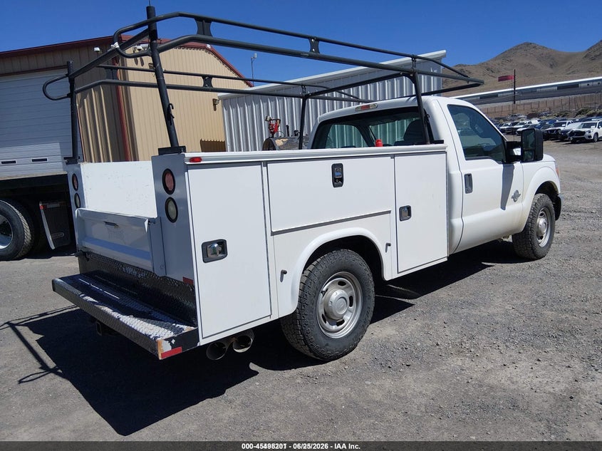 2015 FORD F-250 auction photo 4