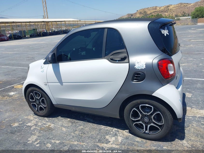 2018 Smart Fortwo Electric Drive Passion VIN: WMEFJ9BA2JK326410 Lot: 45498202