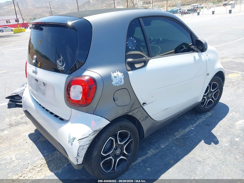 VIN: WMEFJ9BA2JK326410 2018 SMART FORTWO ELECTRIC DRIVE PASSION