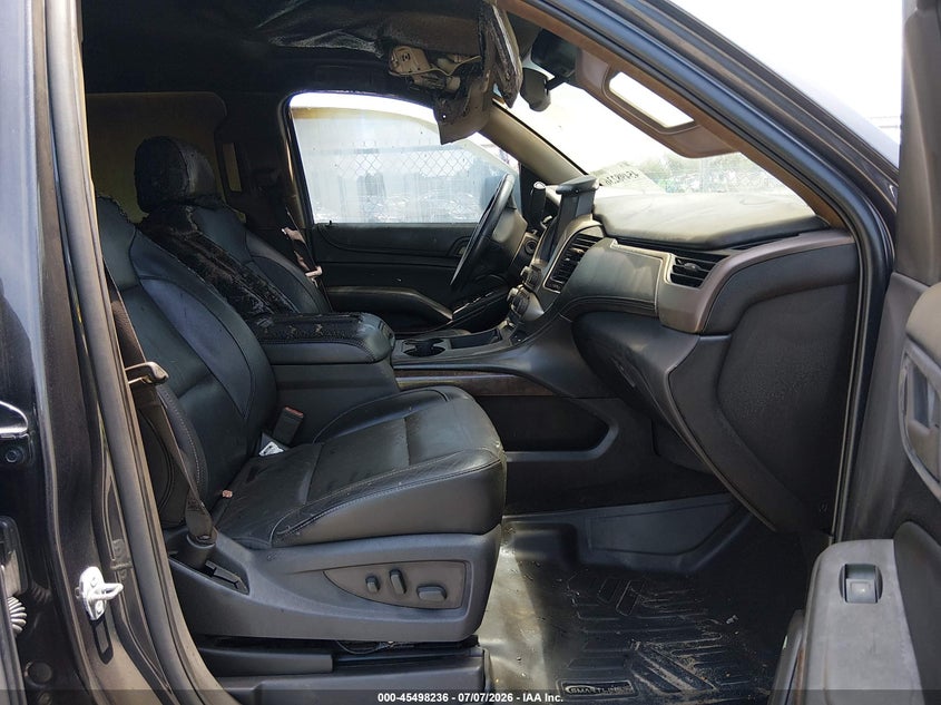 2017 CHEVROLET SUBURBAN auction photo 5