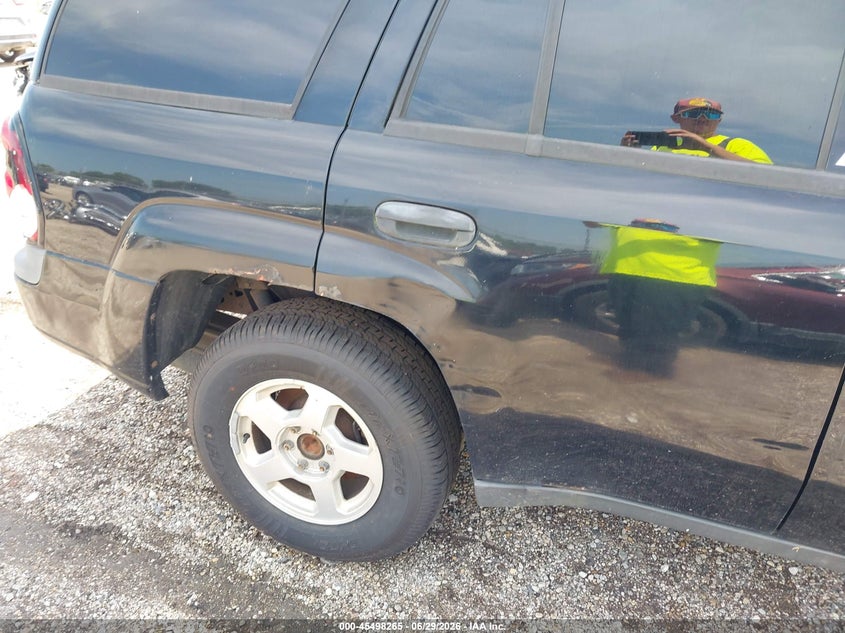 2002 CHEVROLET TRAILBLAZER auction photo 6