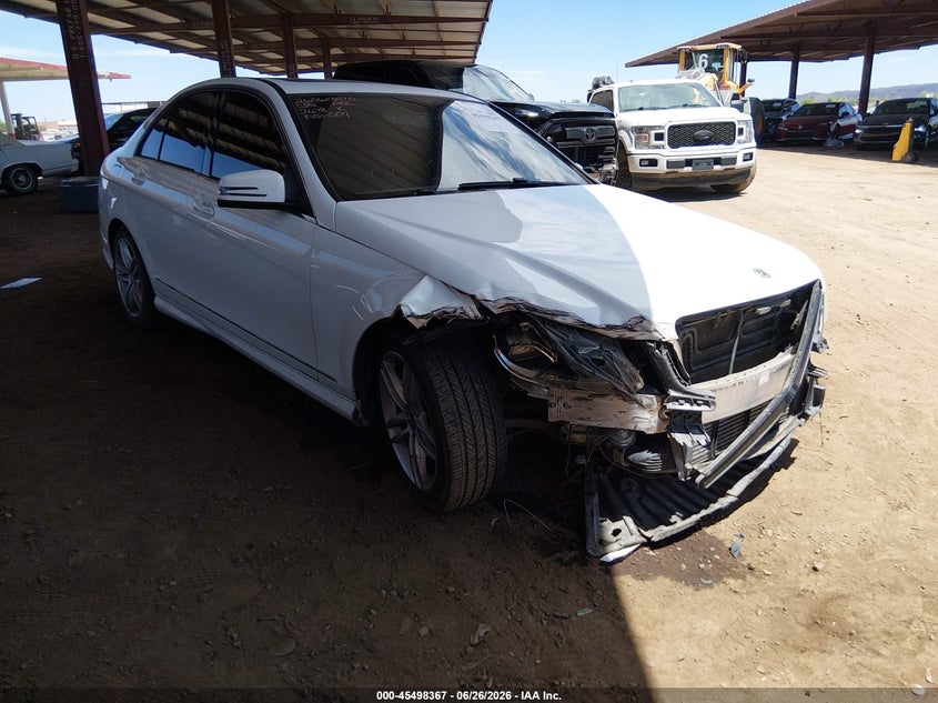 MERCEDES-BENZ C 250 2014 VIN WDDGF4HB1EA962678