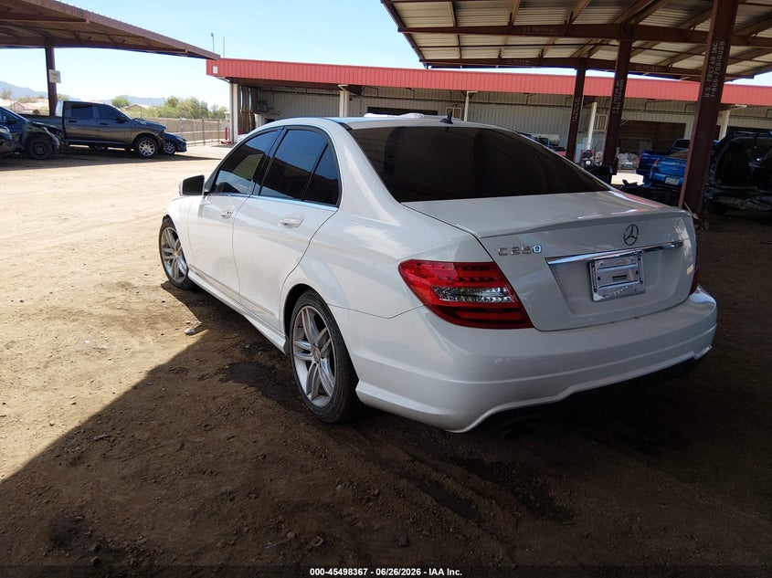 MERCEDES-BENZ C 250 2014 VIN WDDGF4HB1EA962678