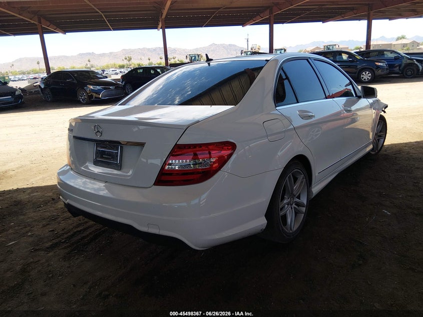 MERCEDES-BENZ C 250 2014 VIN WDDGF4HB1EA962678