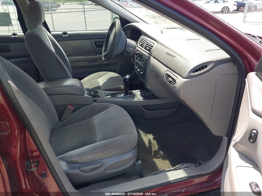 2005 FORD TAURUS auction photo 5