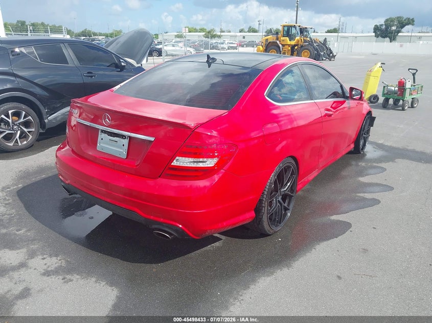 2013 MERCEDES-BENZ C 350 auction photo 4