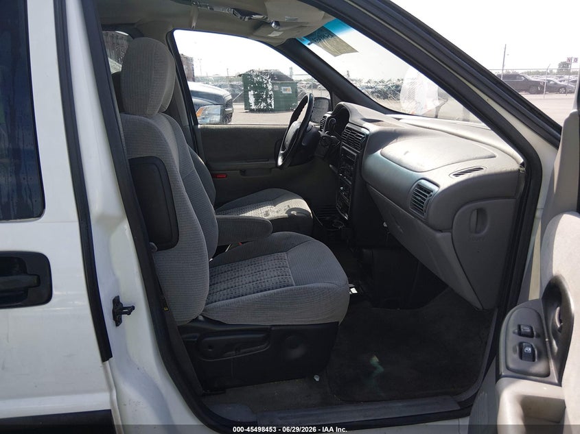 2001 CHEVROLET VENTURE auction photo 5