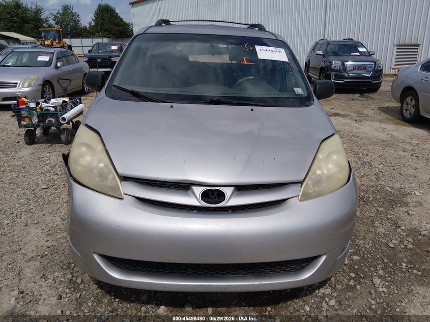 AtlanticExpress - Toyota Sienna