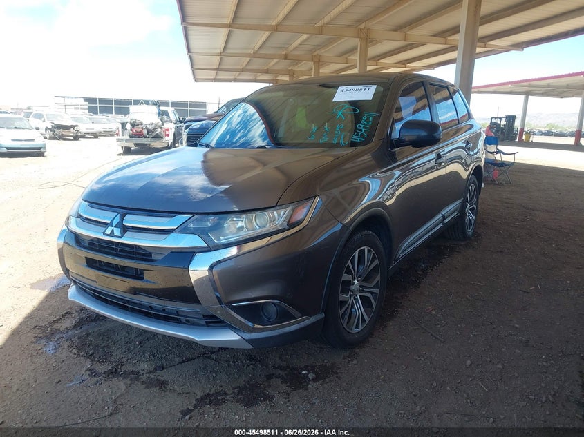 2018 Mitsubishi Outlander, Normal Wear & Tear, IAAI, VIN JA4AD2A3XJZ001595 — photo 2