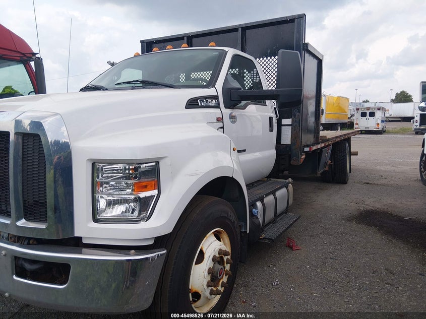 2017 FORD F-750 DIESEL auction photo 2