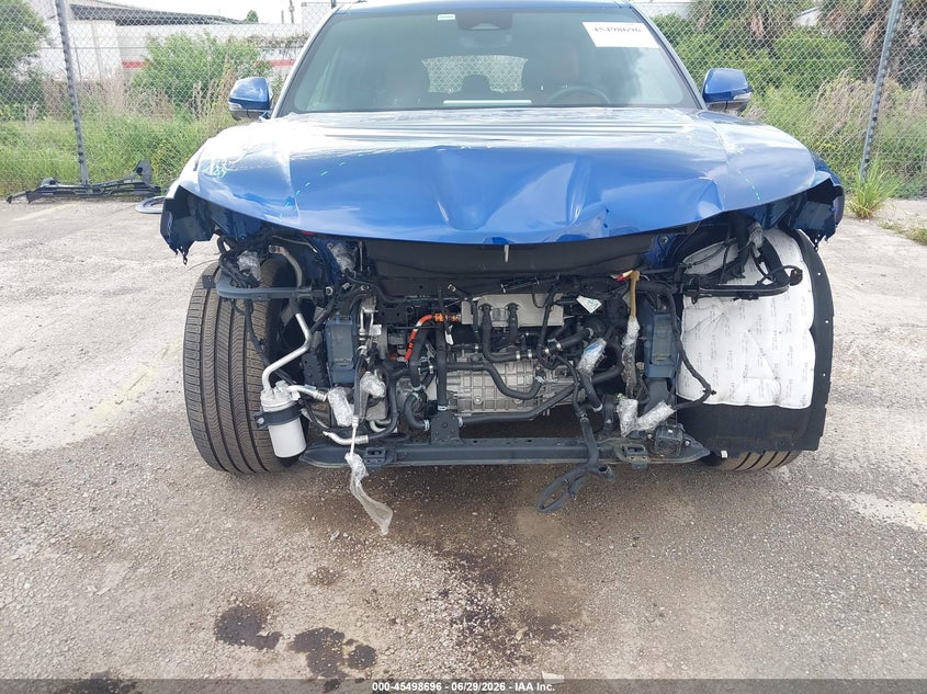 2024 VINFAST VF 9 auction photo 6