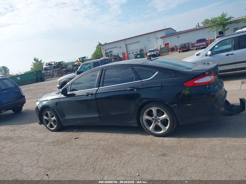 2016 FORD FUSION S · Фото 14