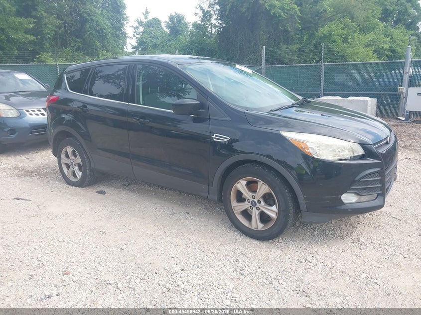 2016 FORD ESCAPE SE