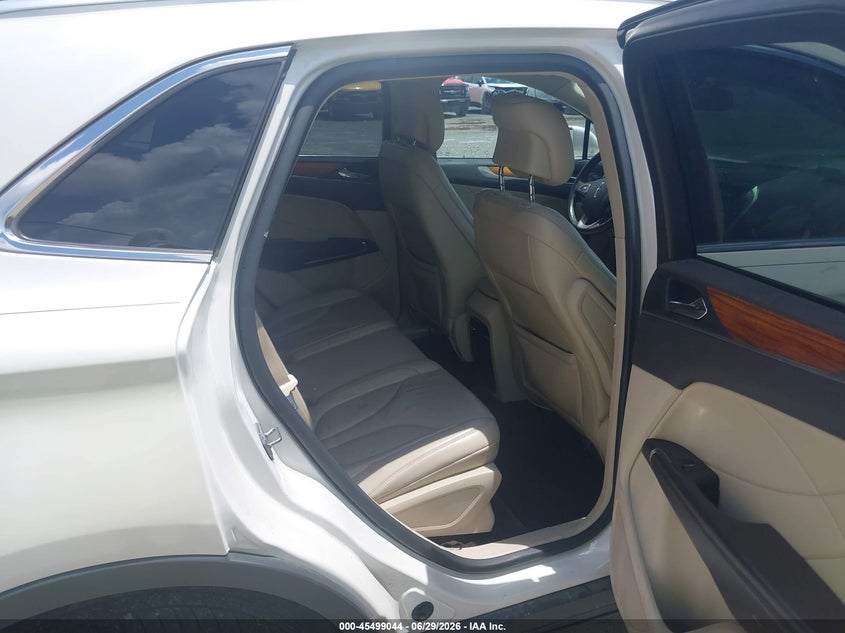 2017 LINCOLN MKC auction photo 8