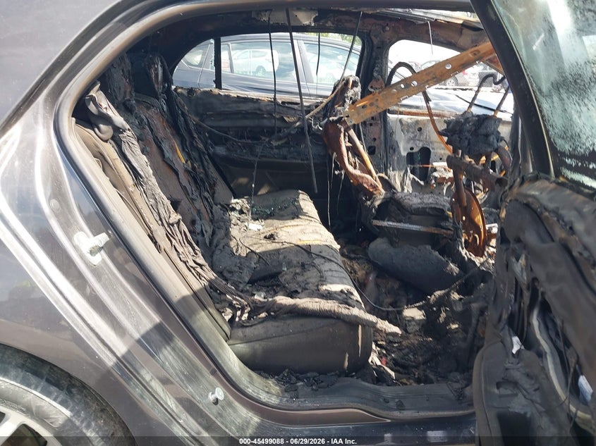 2012 CHEVROLET MALIBU auction photo 8