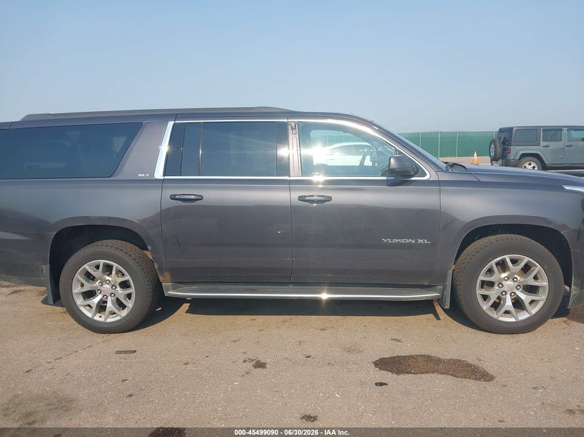 GMC YUKON XL - zdjęcie 13