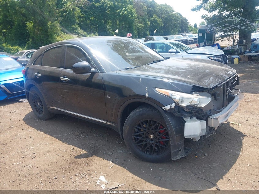 2016 Infiniti Qx70