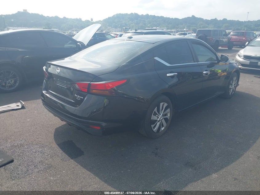 2020 NISSAN ALTIMA auction photo 4