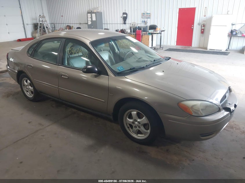 2004 Ford Taurus