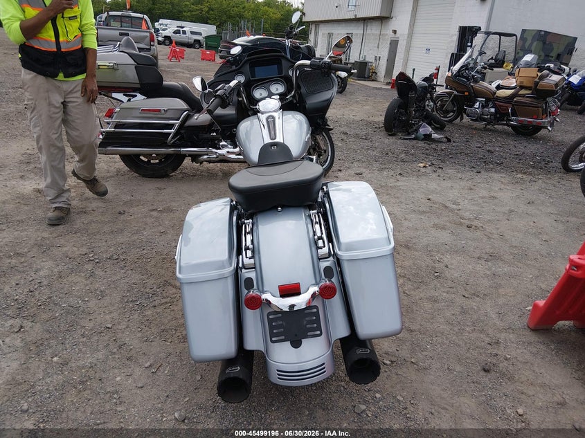 2020 HARLEY-DAVIDSON FLTRX auction photo 6