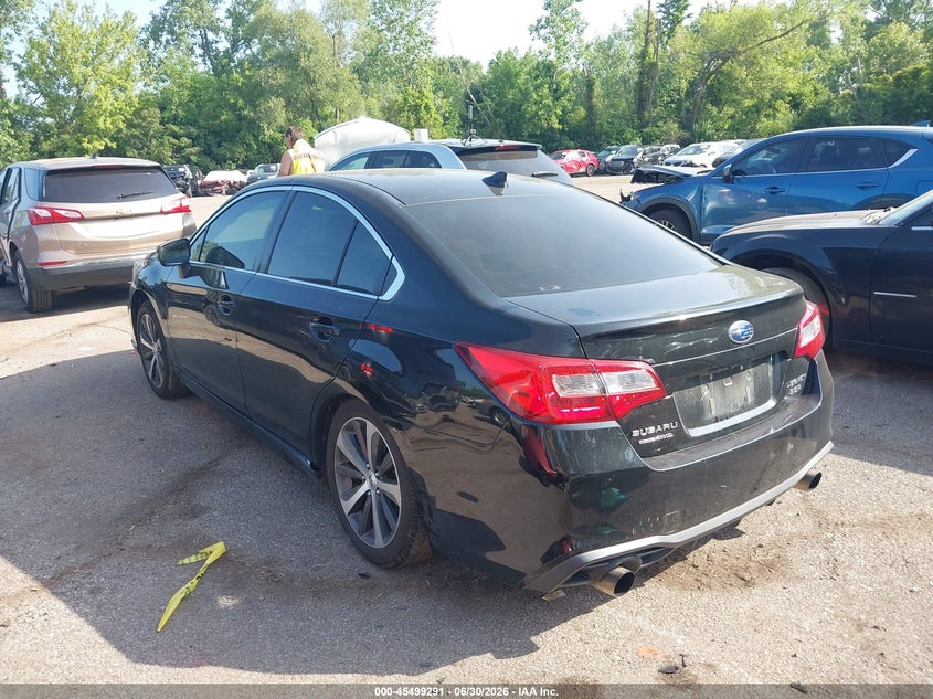 2018 SUBARU LEGACY auction photo 3