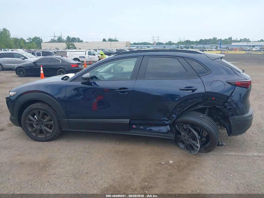 MAZDA CX-30 - zdjęcie 14