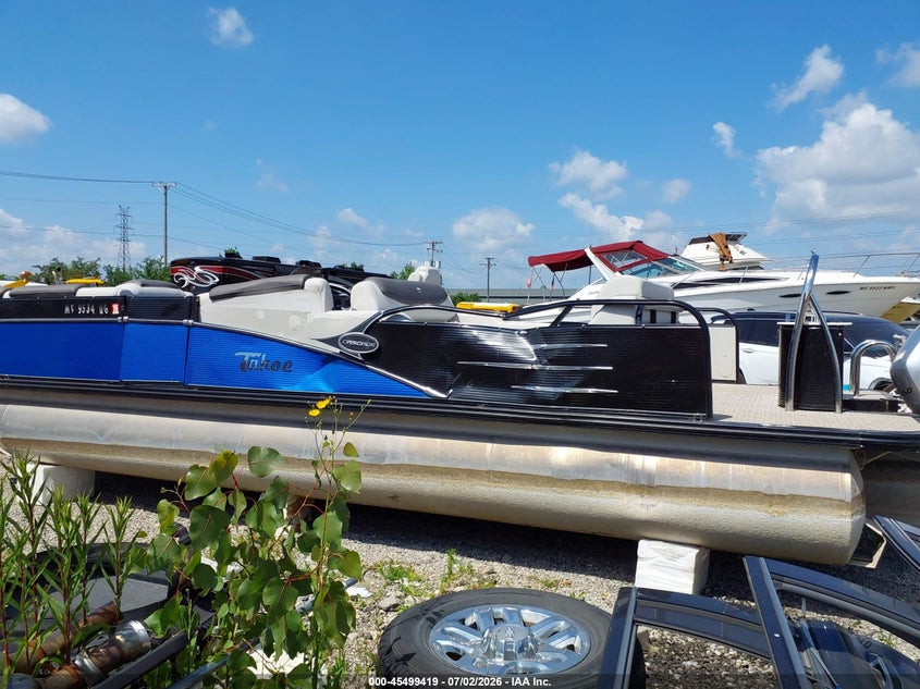 2019 TAHOE PONTOON auction photo 6
