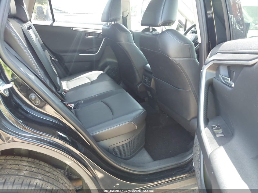 2023 TOYOTA RAV4 HYBRID auction photo 8