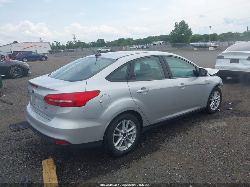 Vin: 1fadp3f22jl273146, lot: 45997673, ford focus se 20184