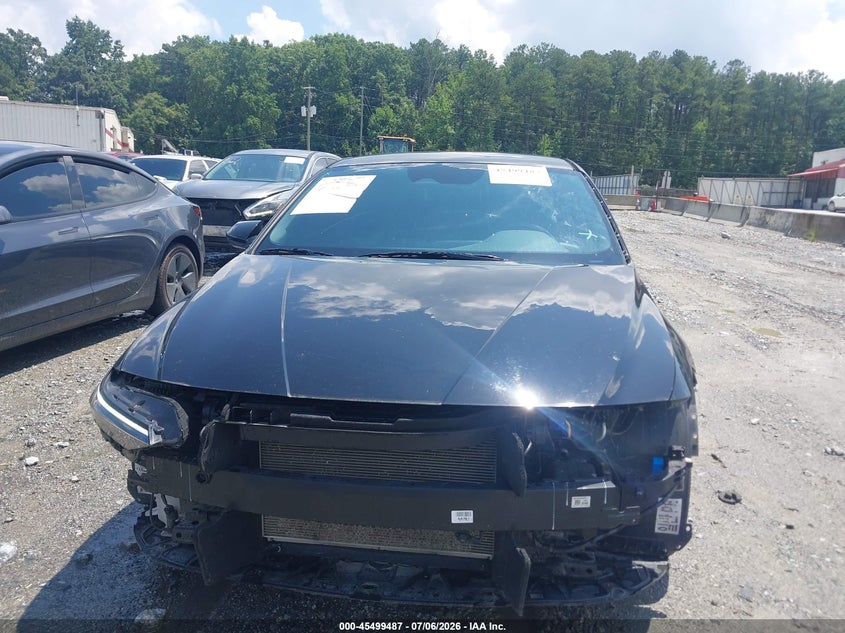 2025 HYUNDAI ELANTRA auction photo 6