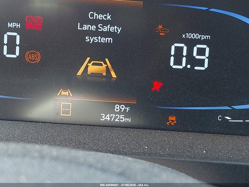 2025 HYUNDAI ELANTRA auction photo 7