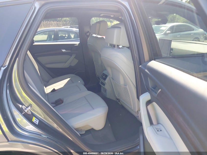 2024 AUDI Q5 PREMIUM PLUS 55 TFSI E S LINE QUATTRO S TRONIC — Фото 8